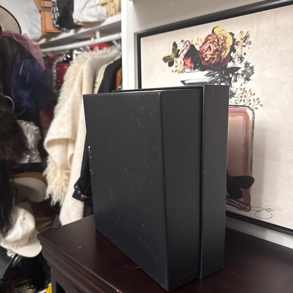 Saint Lauren empty box - Picture 2 of 3